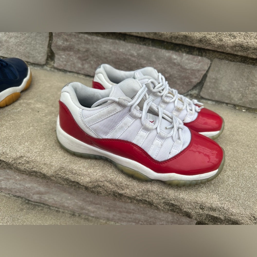 CHERRY 11s LOW